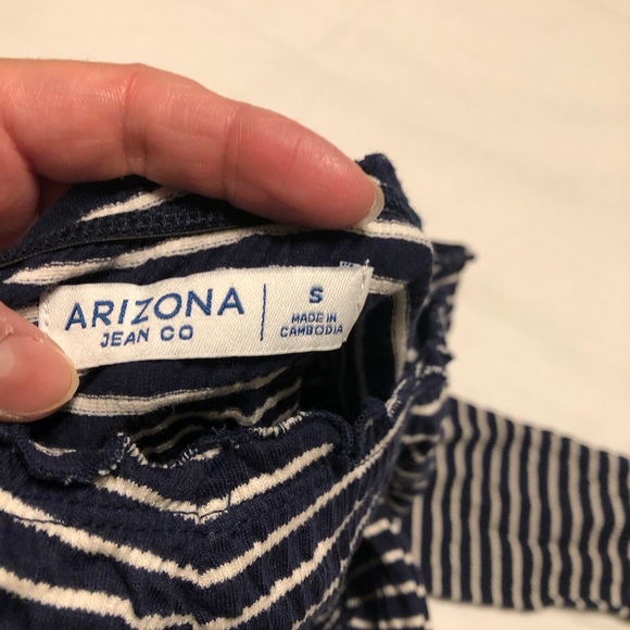 Clothes bundle - Picture 2 of 15